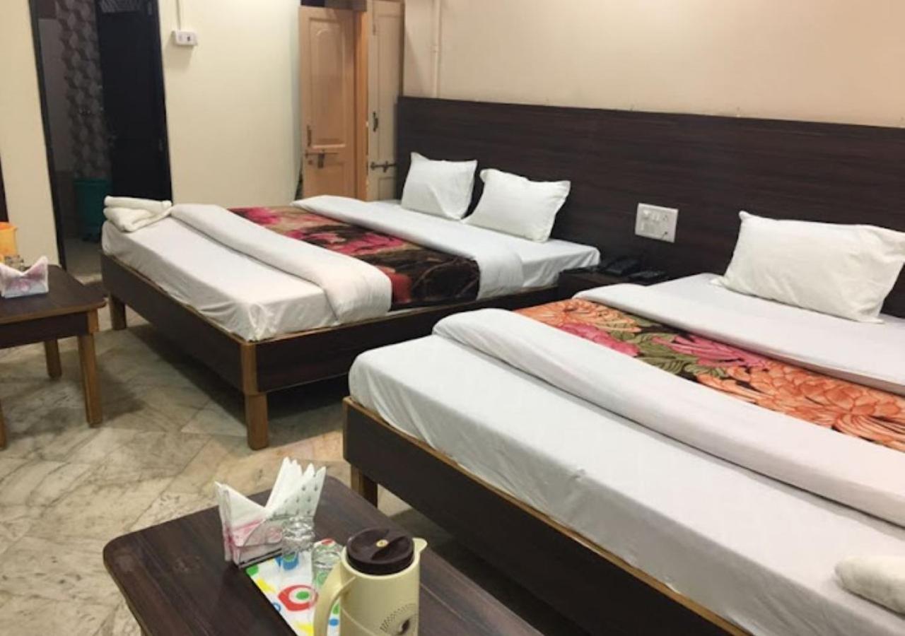 Liberty Guest House Варанаси Экстерьер фото