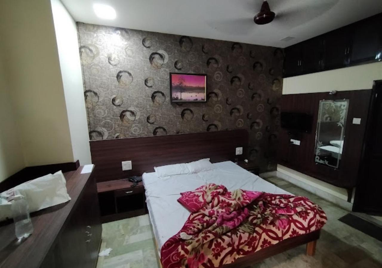 Liberty Guest House Варанаси Экстерьер фото