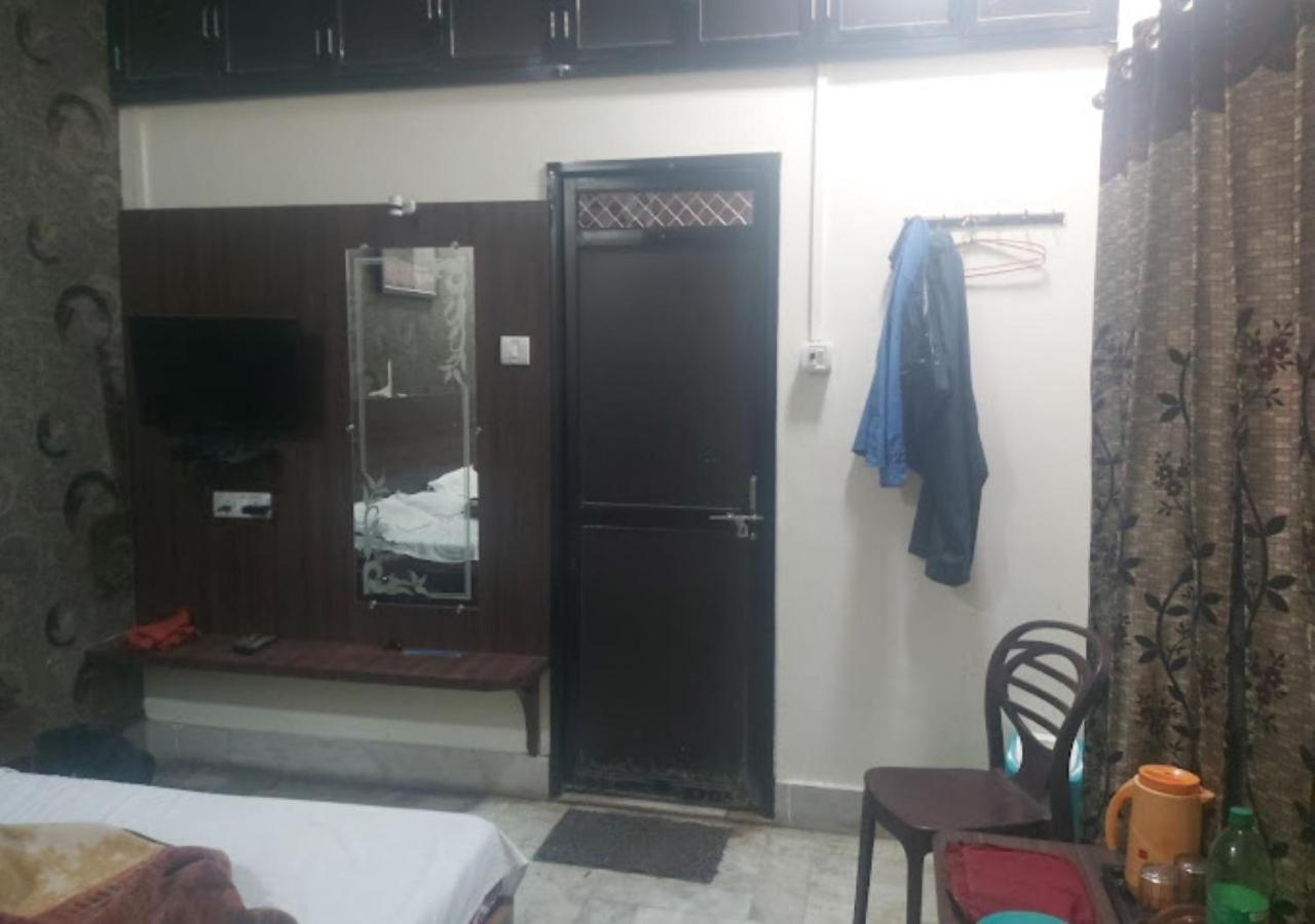 Liberty Guest House Варанаси Экстерьер фото