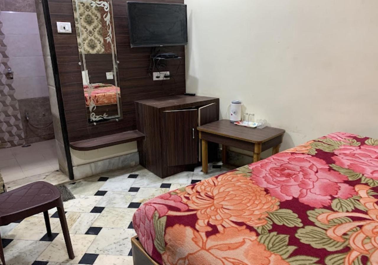 Liberty Guest House Варанаси Экстерьер фото