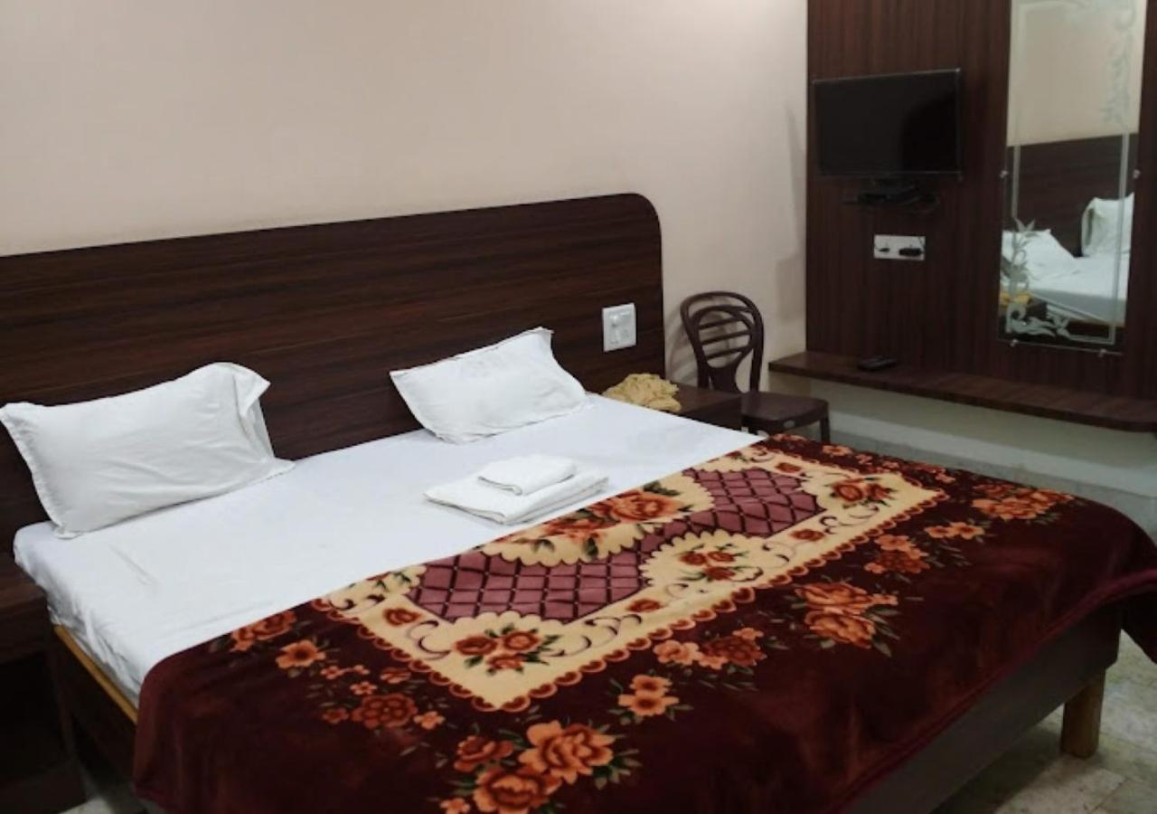 Liberty Guest House Варанаси Экстерьер фото