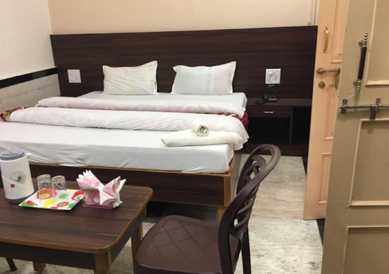 Liberty Guest House Варанаси Экстерьер фото