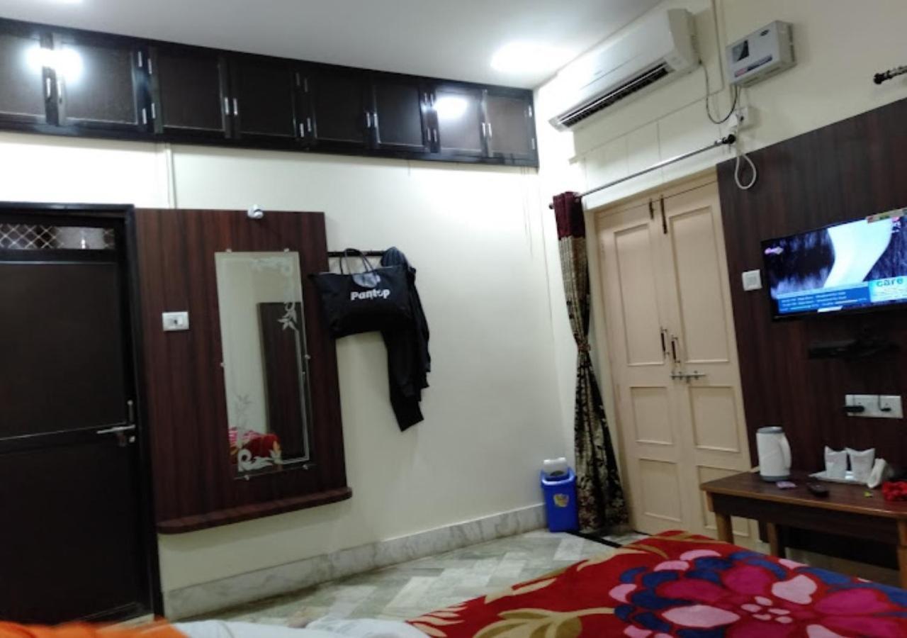 Liberty Guest House Варанаси Экстерьер фото