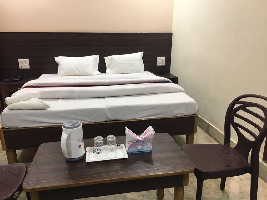 Liberty Guest House Варанаси Экстерьер фото